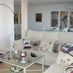 Beds Triana