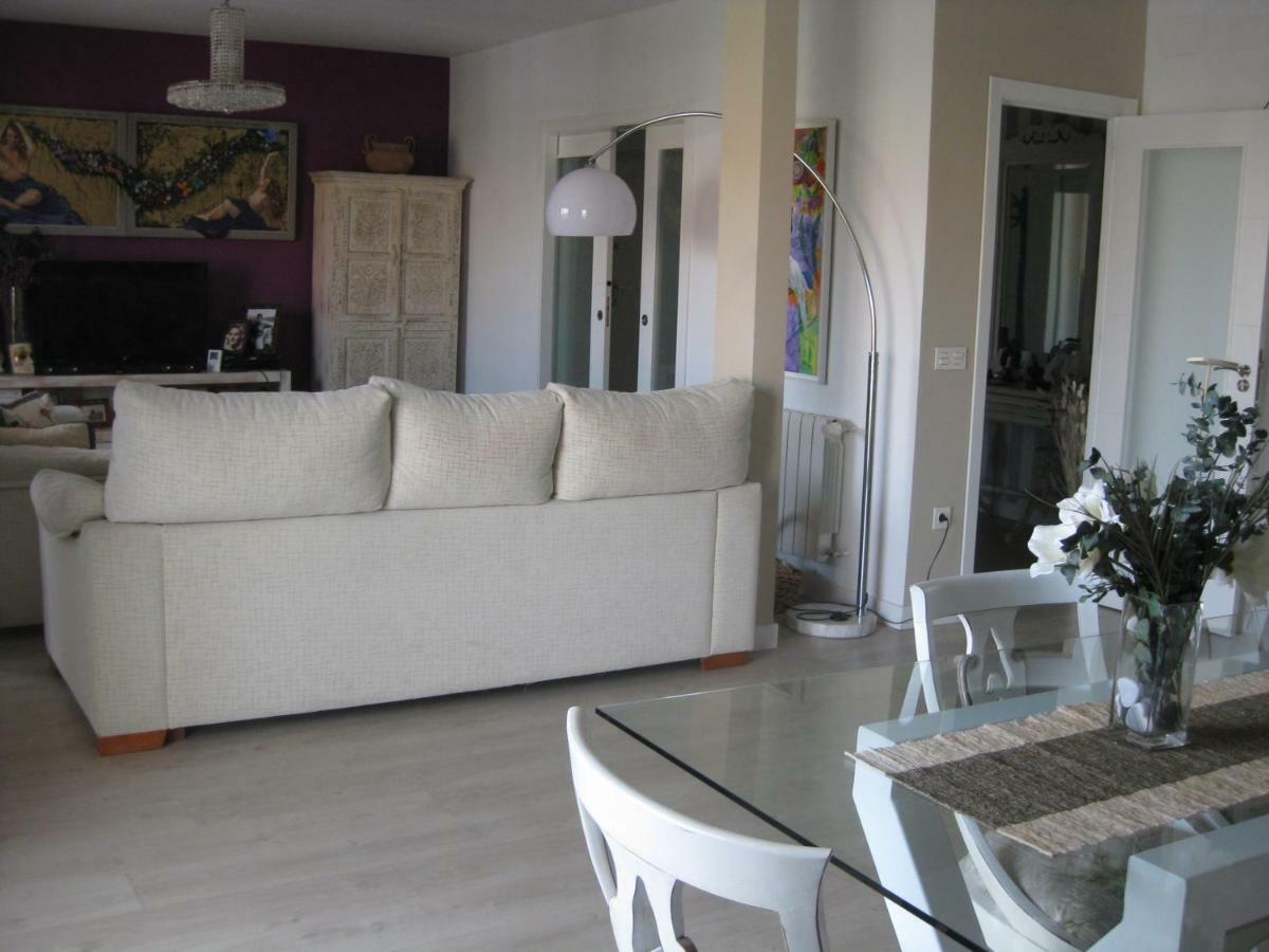 Homestay Beds Triana